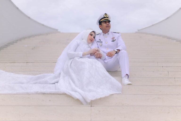 Read more about the article Ida & Hendra